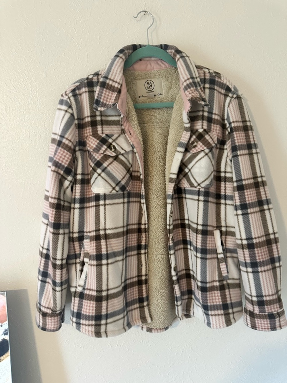 Sherpa lined plaid jacket - Picture 3 of 6